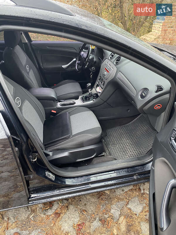 Універсал Ford Mondeo 2008 в Кореці фото 7 Універсал Ford Mondeo 2008 в Кореці