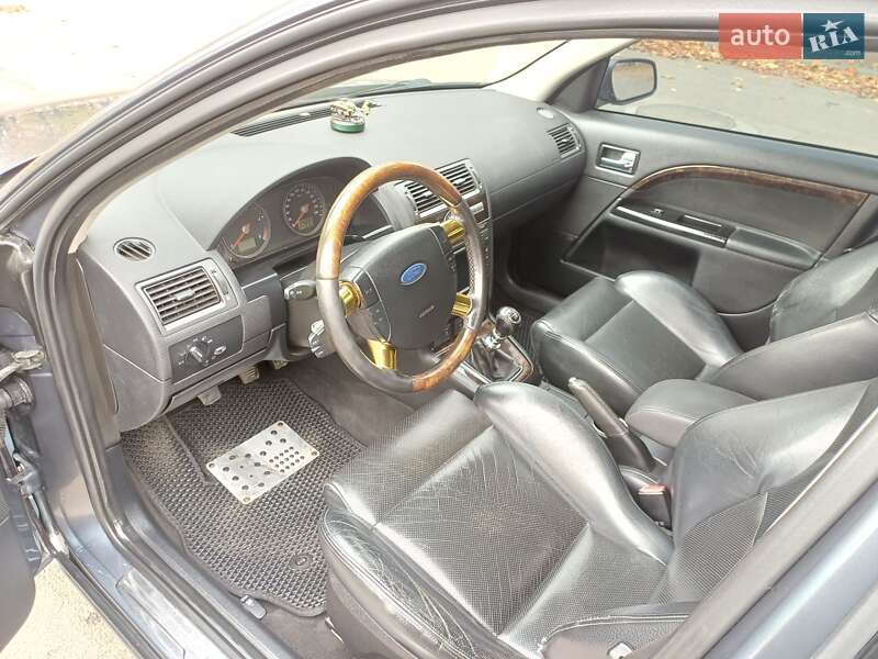 Лифтбек Ford Mondeo 2005 в Вольногорске фото 8 Лифтбек Ford Mondeo 2005 в Вольногорске