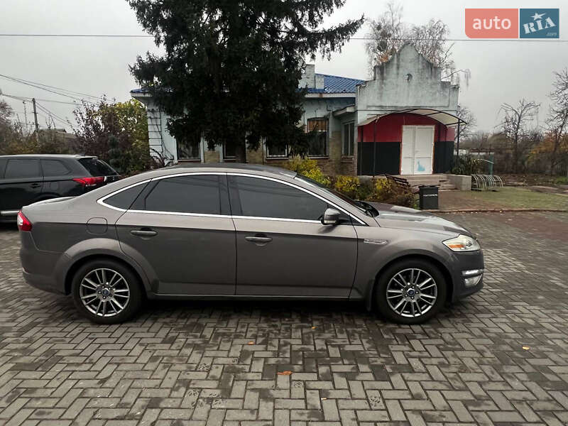 Седан Ford Mondeo 2011 в Киеве фото 5 Седан Ford Mondeo 2011 в Киеве