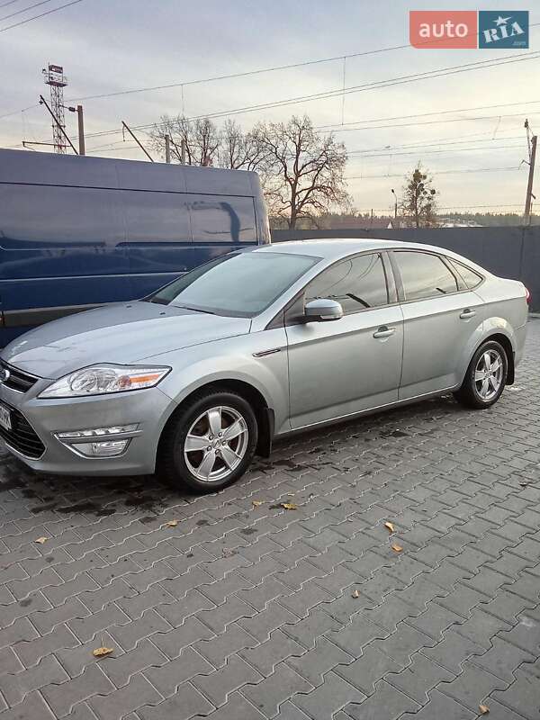 Седан Ford Mondeo 2012 в Киеве фото 5 Седан Ford Mondeo 2012 в Киеве