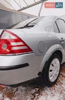 Седан Ford Mondeo 2005 в Житомире