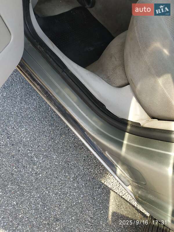 Лифтбек Ford Mondeo 2001 в Киеве