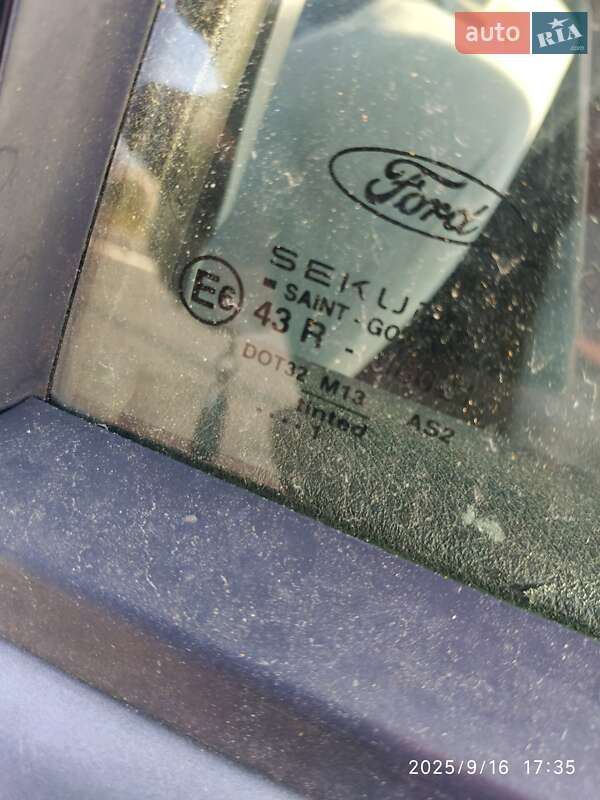 Лифтбек Ford Mondeo 2001 в Киеве