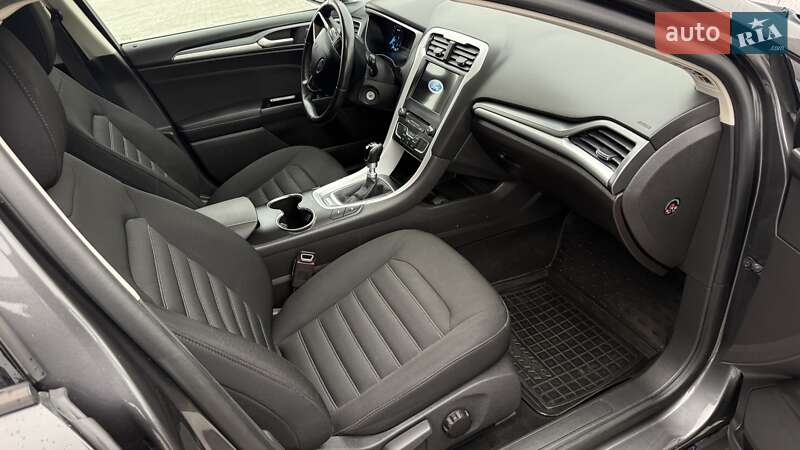 Седан Ford Mondeo 2017 в Тернополе