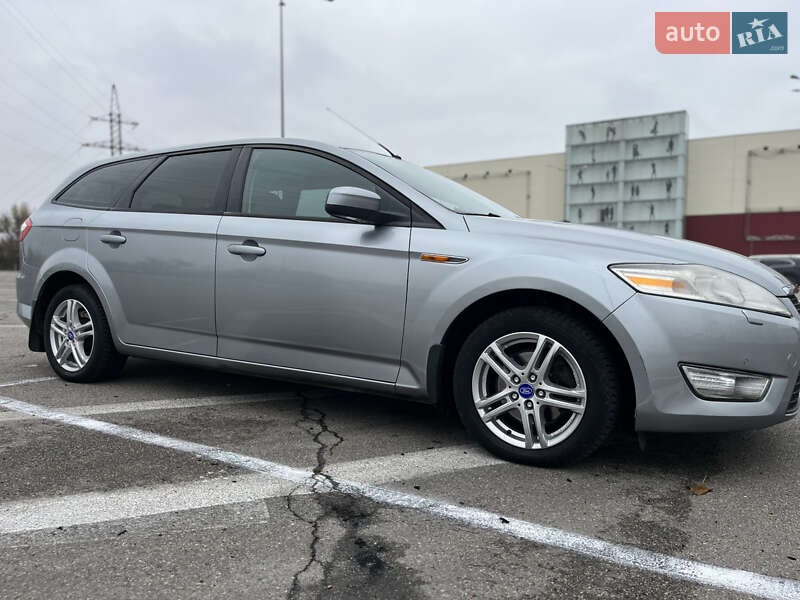 Универсал Ford Mondeo 2010 в Киеве