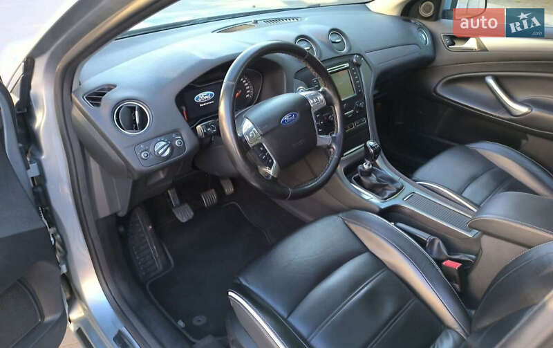 Универсал Ford Mondeo 2011 в Ровно фото 5 Универсал Ford Mondeo 2011 в Ровно