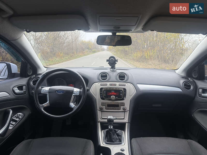 Ліфтбек Ford Mondeo 2010 в Києві фото 15 Ліфтбек Ford Mondeo 2010 в Києві