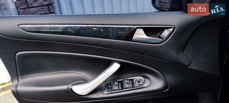 Седан Ford Mondeo 2011 в Буче фото 30 Седан Ford Mondeo 2011 в Буче