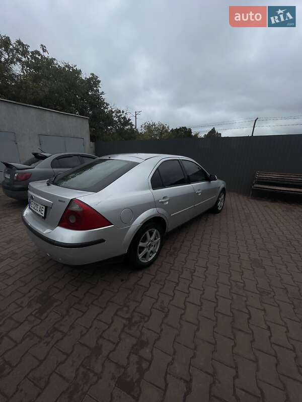 Ліфтбек Ford Mondeo 2002 в Дніпрі