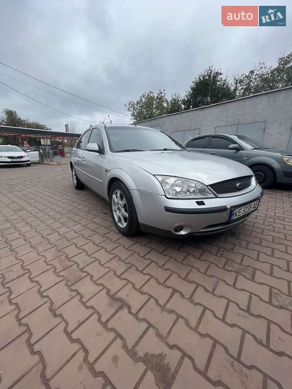 Ліфтбек Ford Mondeo 2002 в Дніпрі