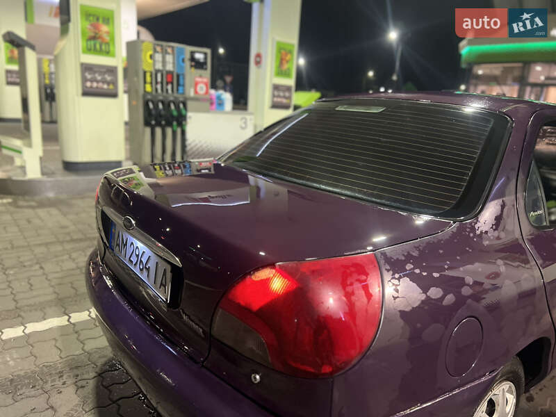 Седан Ford Mondeo 1997 в Житомирі фото 4 Седан Ford Mondeo 1997 в Житомирі