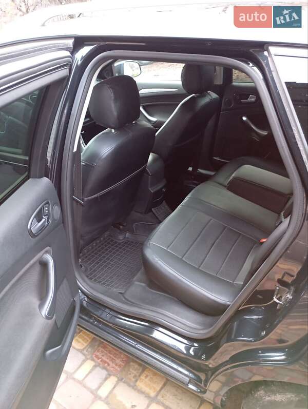 Универсал Ford Mondeo 2010 в Лебедине фото 4 Универсал Ford Mondeo 2010 в Лебедине