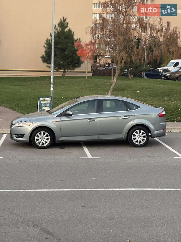 Ліфтбек Ford Mondeo 2007 в Києві