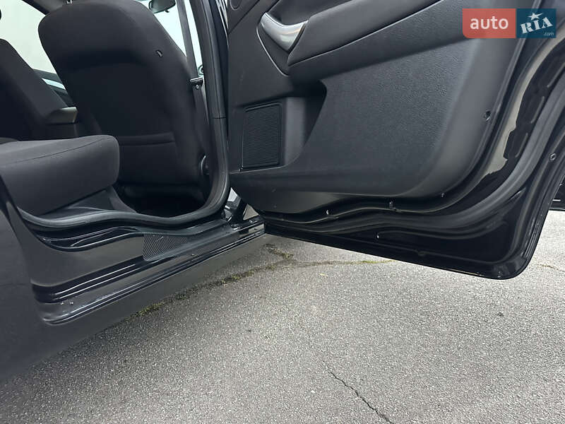 Лифтбек Ford Mondeo 2007 в Хмельницком фото 30 Лифтбек Ford Mondeo 2007 в Хмельницком