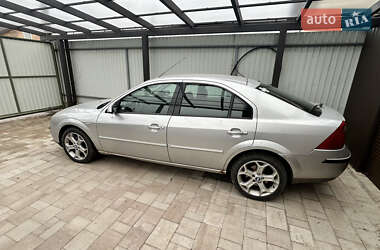 Седан Ford Mondeo 2005 в Києві