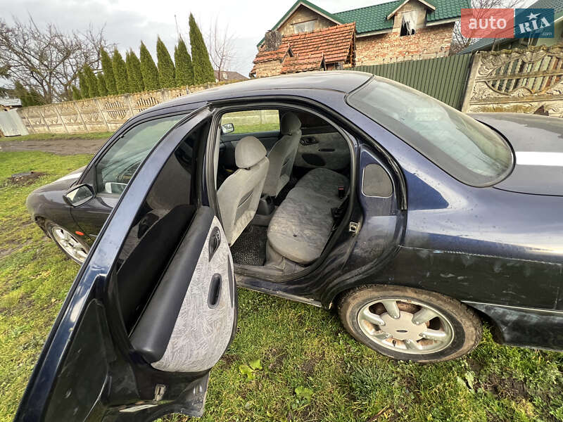 Седан Ford Mondeo 1997 в Самборі