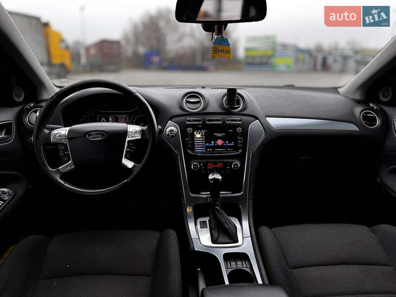 Седан Ford Mondeo 2011 в Харькове