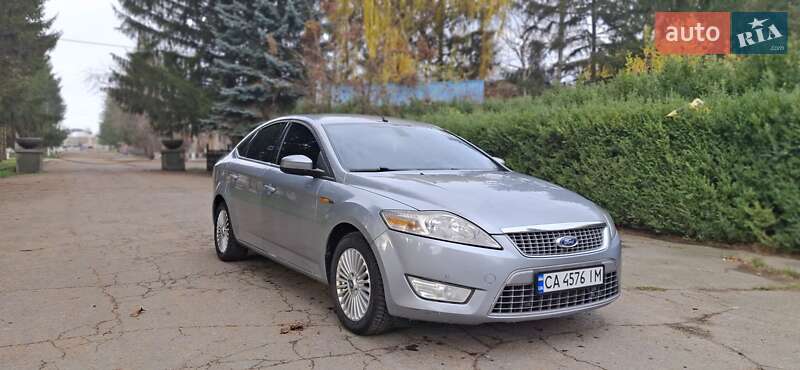 Лифтбек Ford Mondeo 2010 в Христиновке