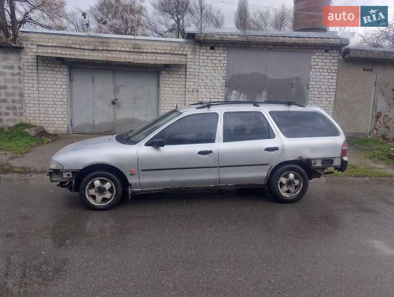 Универсал Ford Mondeo 1996 в Харькове