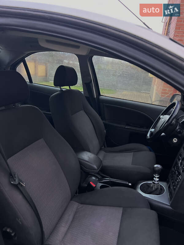 Седан Ford Mondeo 2000 в Львове