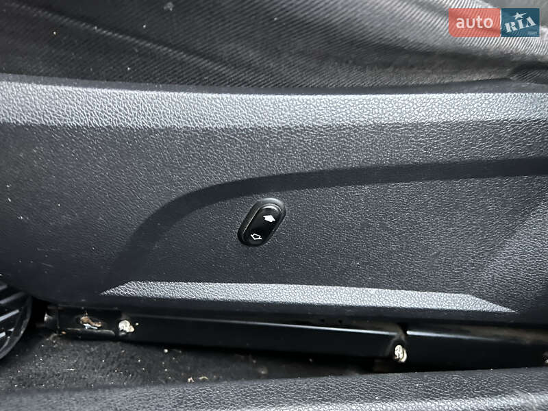 Седан Ford Mondeo 2000 в Львове