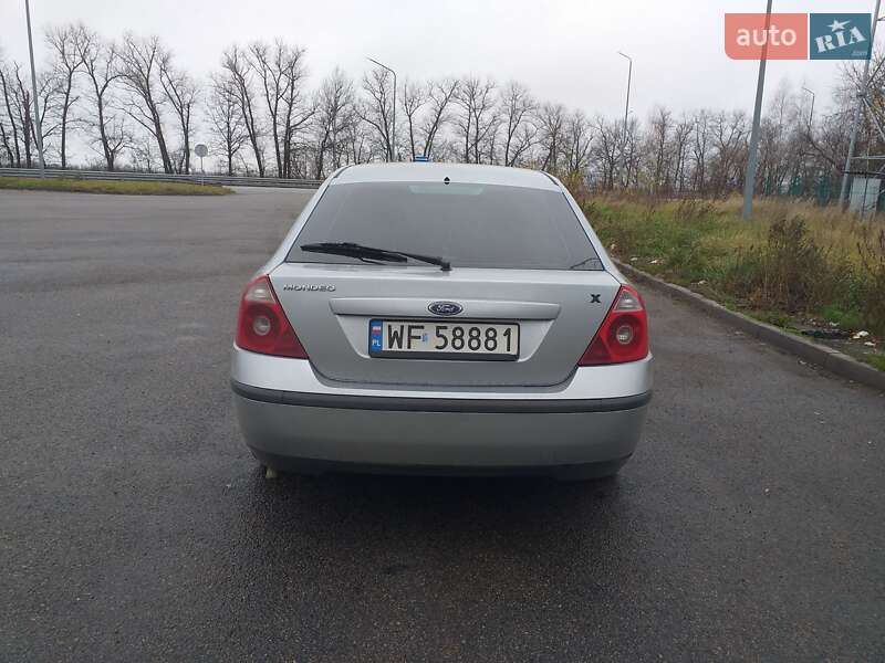 Лифтбек Ford Mondeo 2006 в Житомире