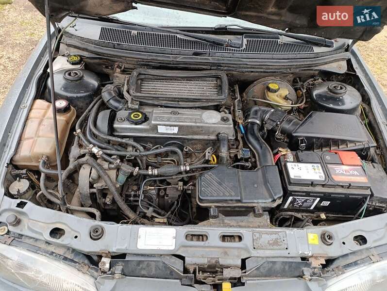 Седан Ford Mondeo 1994 в Черкассах фото 7 Седан Ford Mondeo 1994 в Черкассах