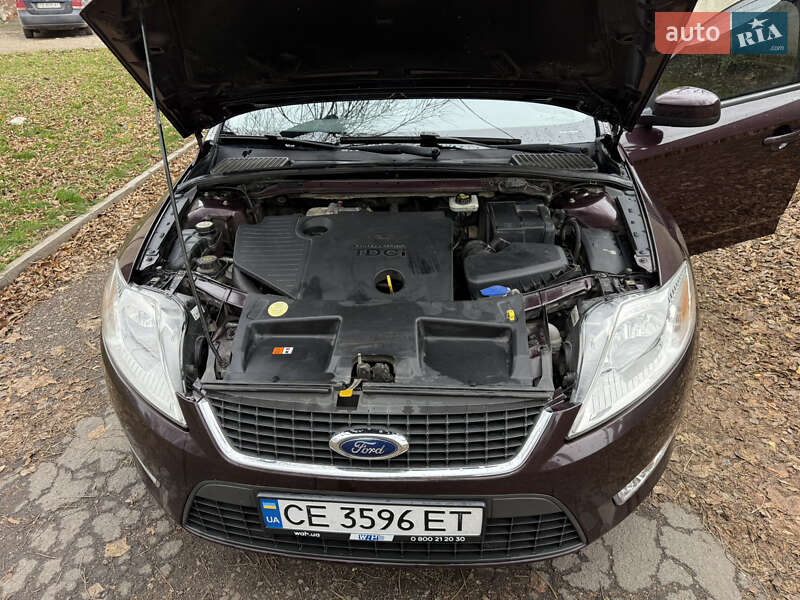 Ліфтбек Ford Mondeo 2009 в Чернівцях