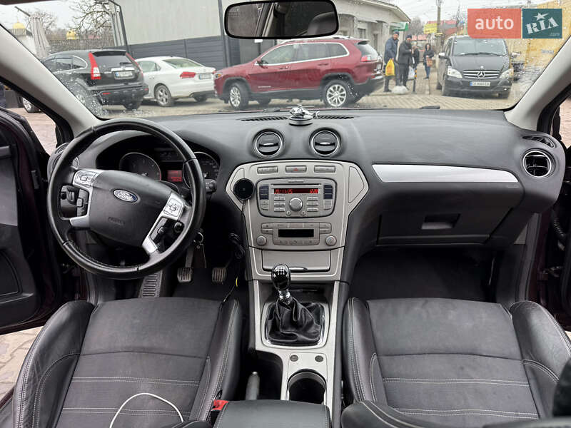 Ліфтбек Ford Mondeo 2009 в Чернівцях