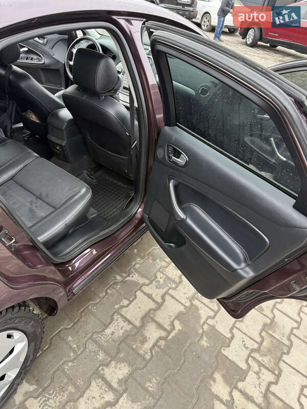 Ліфтбек Ford Mondeo 2009 в Чернівцях