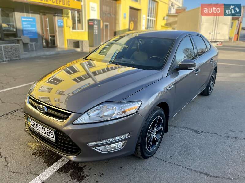 Ліфтбек Ford Mondeo 2013 в Чернігові