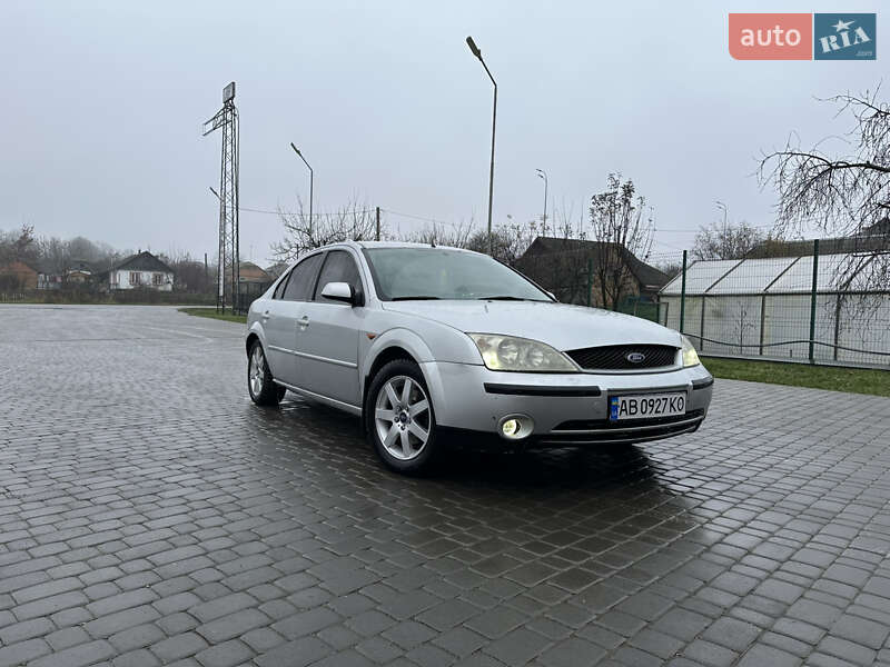 Лифтбек Ford Mondeo 2000 в Казатине
