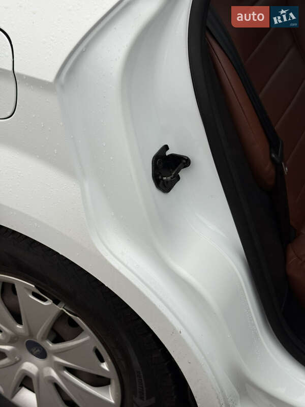 Седан Ford Mondeo 2012 в Малине фото 50 Седан Ford Mondeo 2012 в Малине