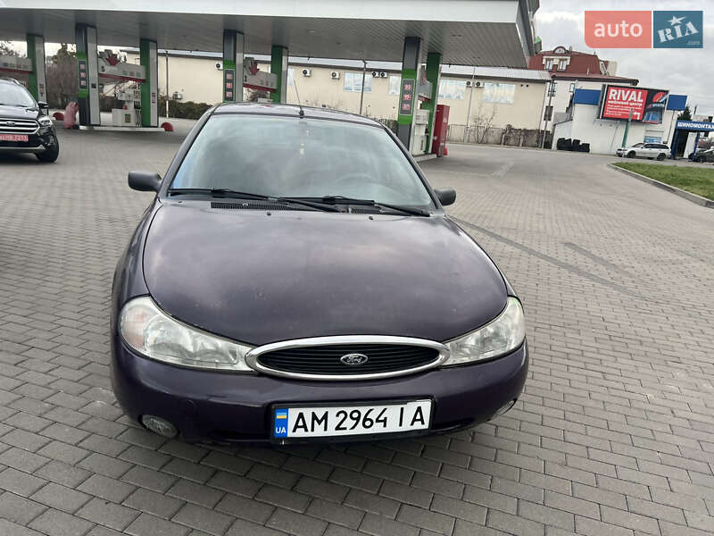 Седан Ford Mondeo 1997 в Житомире