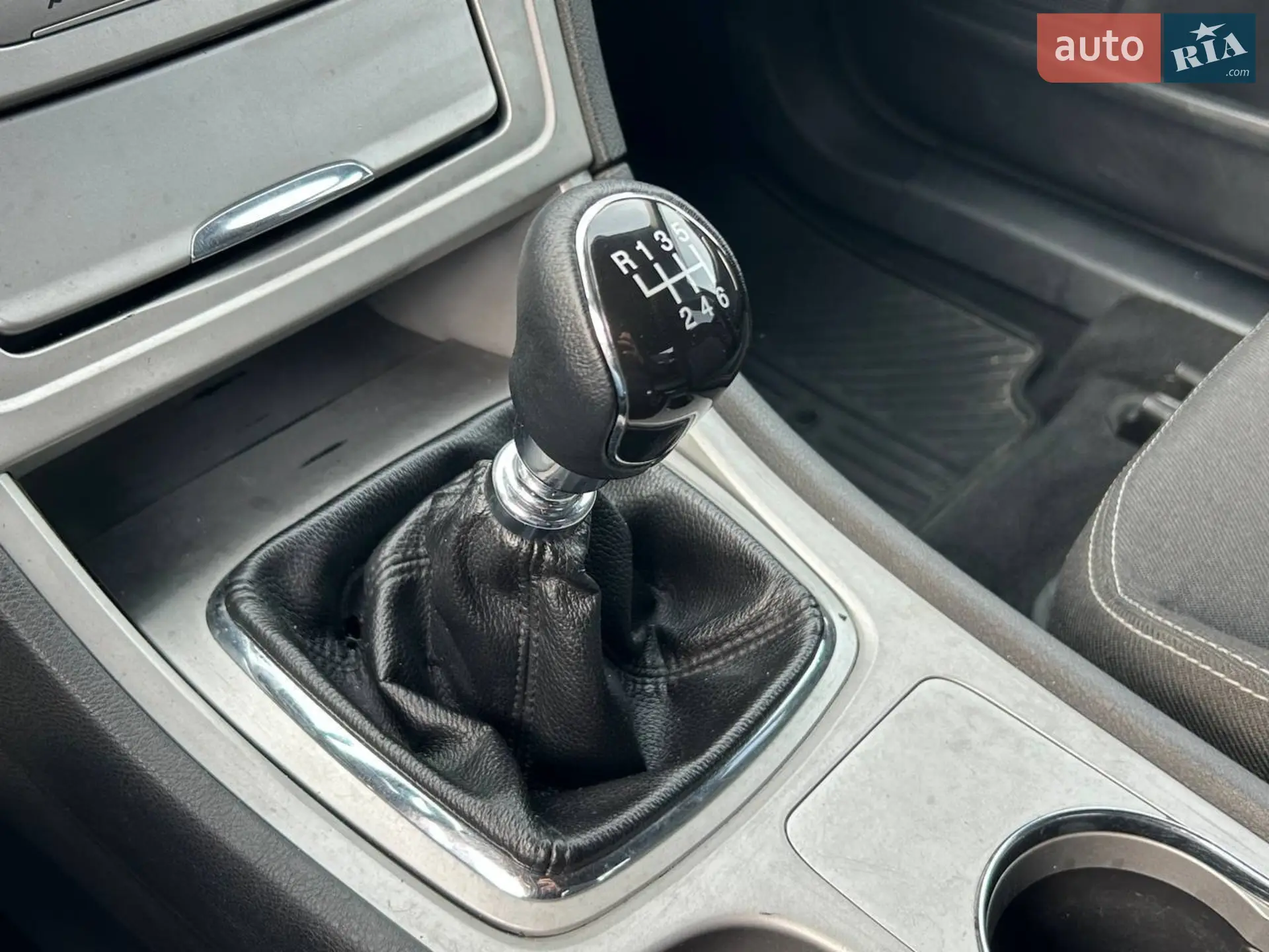 2010 Ford Mondeo - мініатюра 24