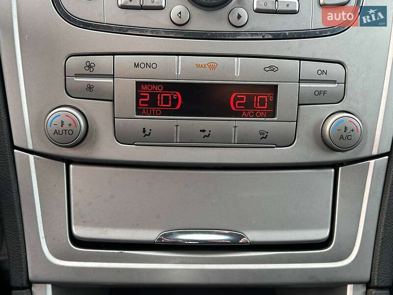 Седан Ford Mondeo 2010 в Одессе