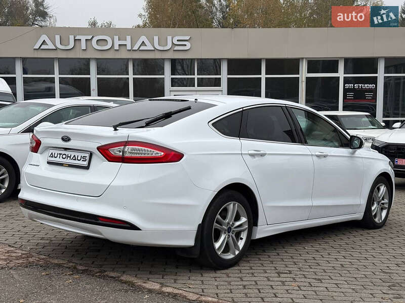 Седан Ford Mondeo 2015 в Житомире