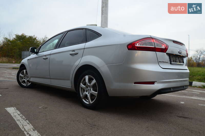 Седан Ford Mondeo 2013 в Дрогобыче фото 30 Седан Ford Mondeo 2013 в Дрогобыче