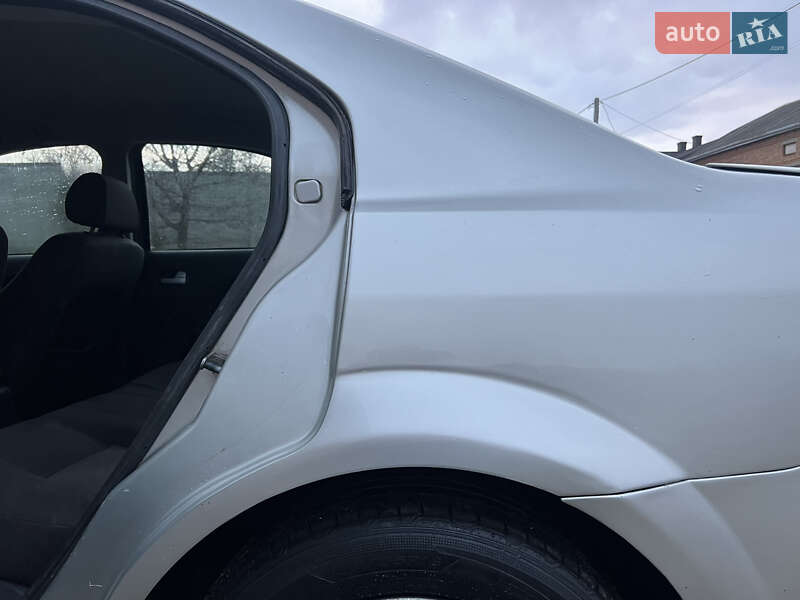 Седан Ford Mondeo 2000 в Львові