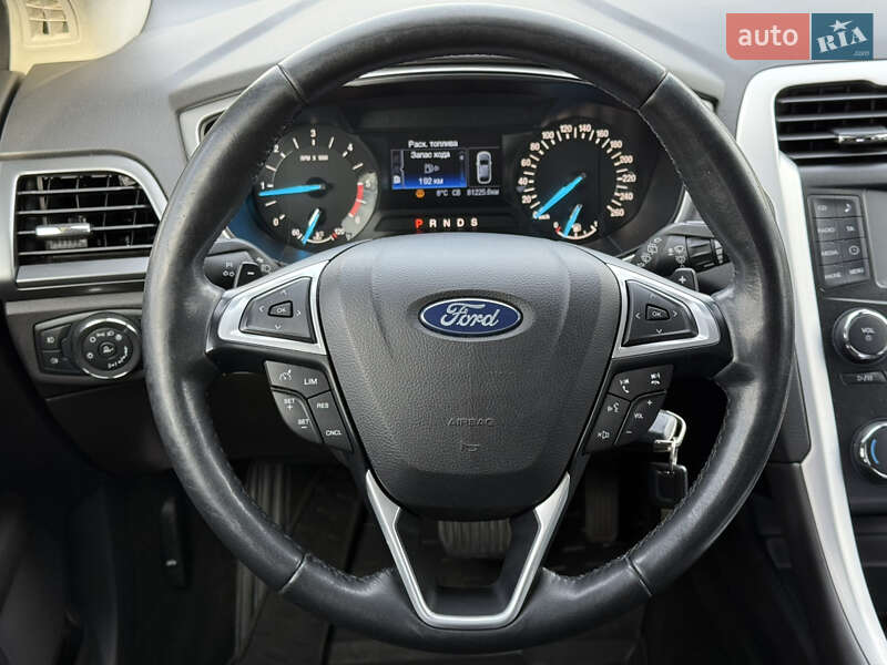 Лифтбек Ford Mondeo 2017 в Киеве
