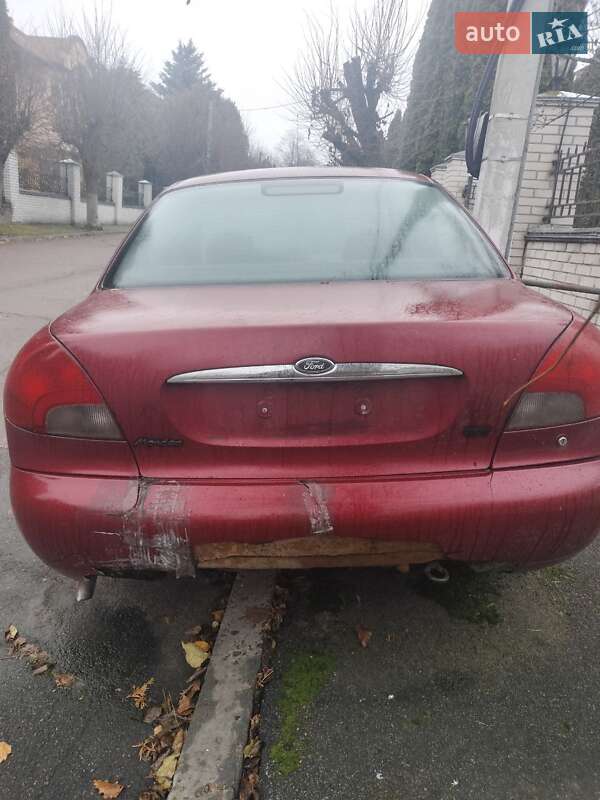 Седан Ford Mondeo 1997 в Киеве