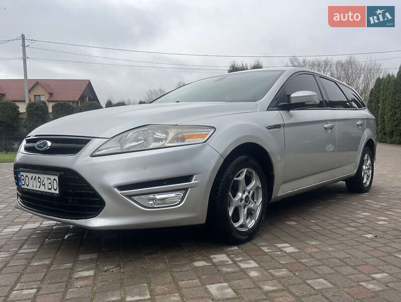 Універсал Ford Mondeo 2013 в Золочеві