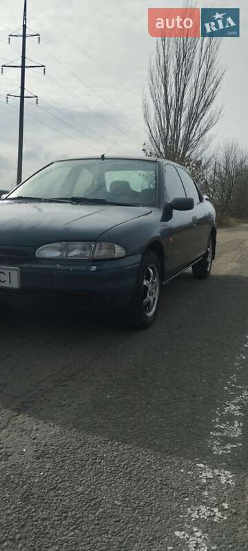Седан Ford Mondeo 1994 в Вознесенську