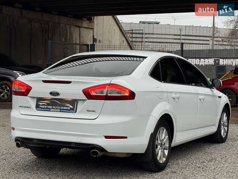Седан Ford Mondeo 2012 в Дніпрі