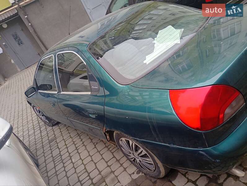 Седан Ford Mondeo 1996 в Ивано-Франковске
