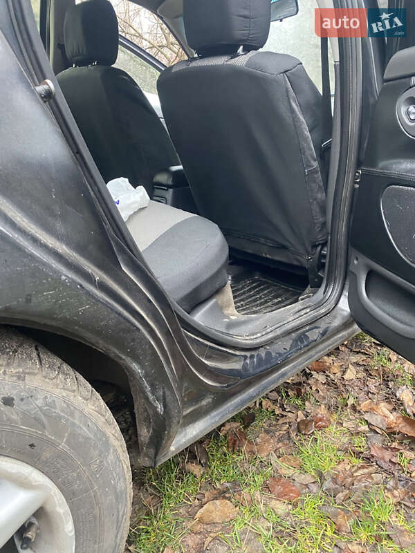 Седан Ford Mondeo 2000 в Кропивницькому фото 3 Седан Ford Mondeo 2000 в Кропивницькому