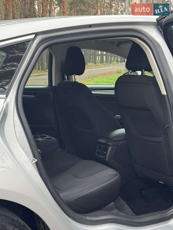 Лифтбек Ford Mondeo 2018 в Черкассах