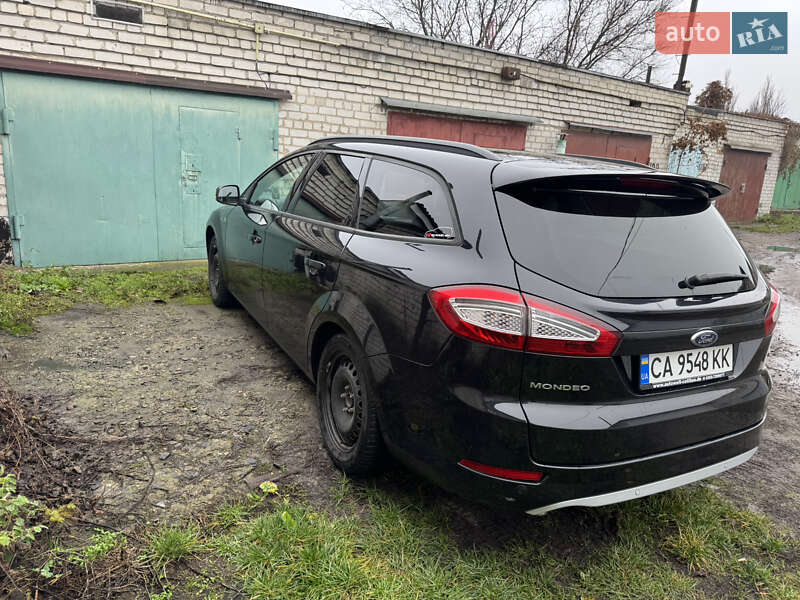 Універсал Ford Mondeo 2012 в Черкасах