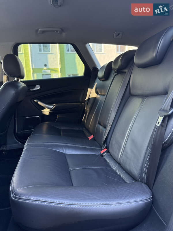 Универсал Ford Mondeo 2010 в Ровно