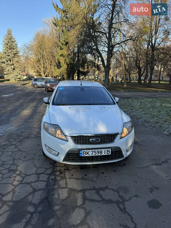 Универсал Ford Mondeo 2010 в Ровно